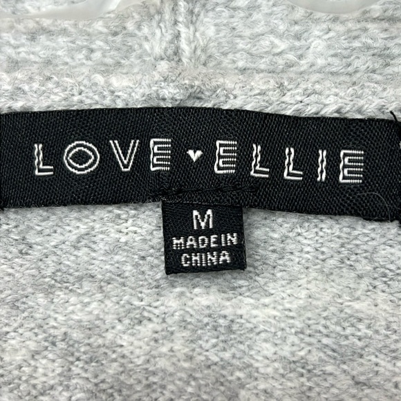 Love Ellie Stitch Fix Cardigan Sweater Size M Gray Open Front Rib Detail NWOT - Picture 2 of 12